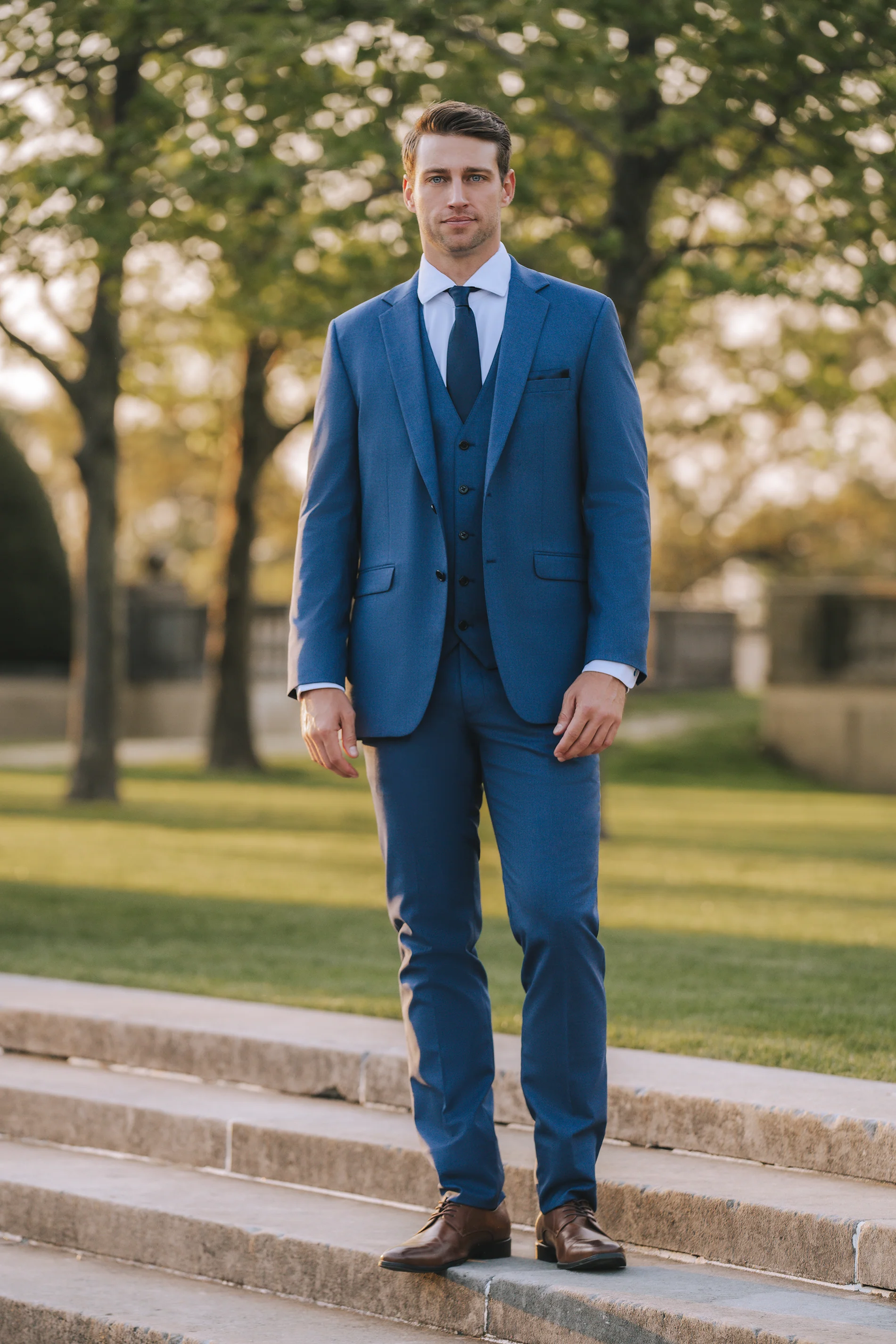 Blue Notch Lapel Suit - Image 5