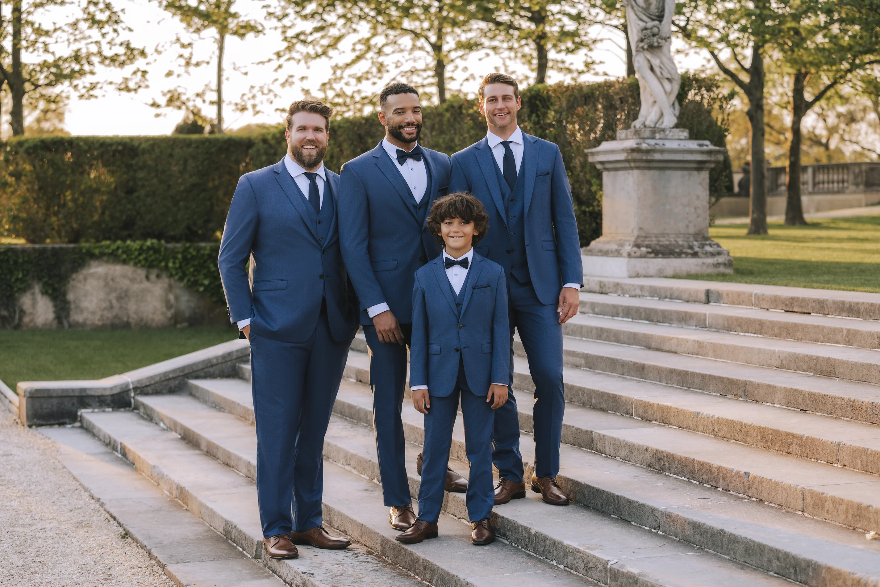 Blue Notch Lapel Suit - Image 7