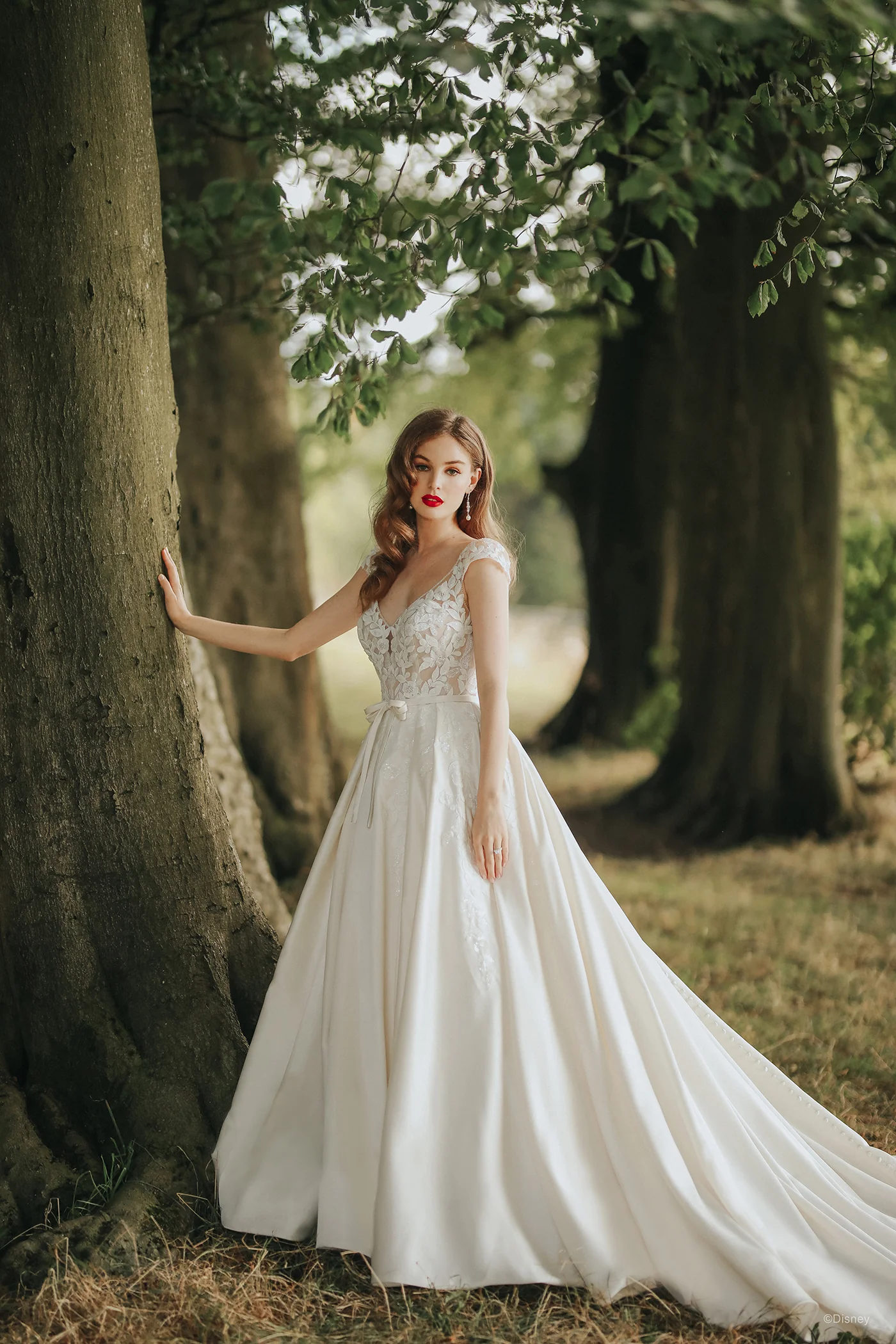 D327 - Snow White - Image 3