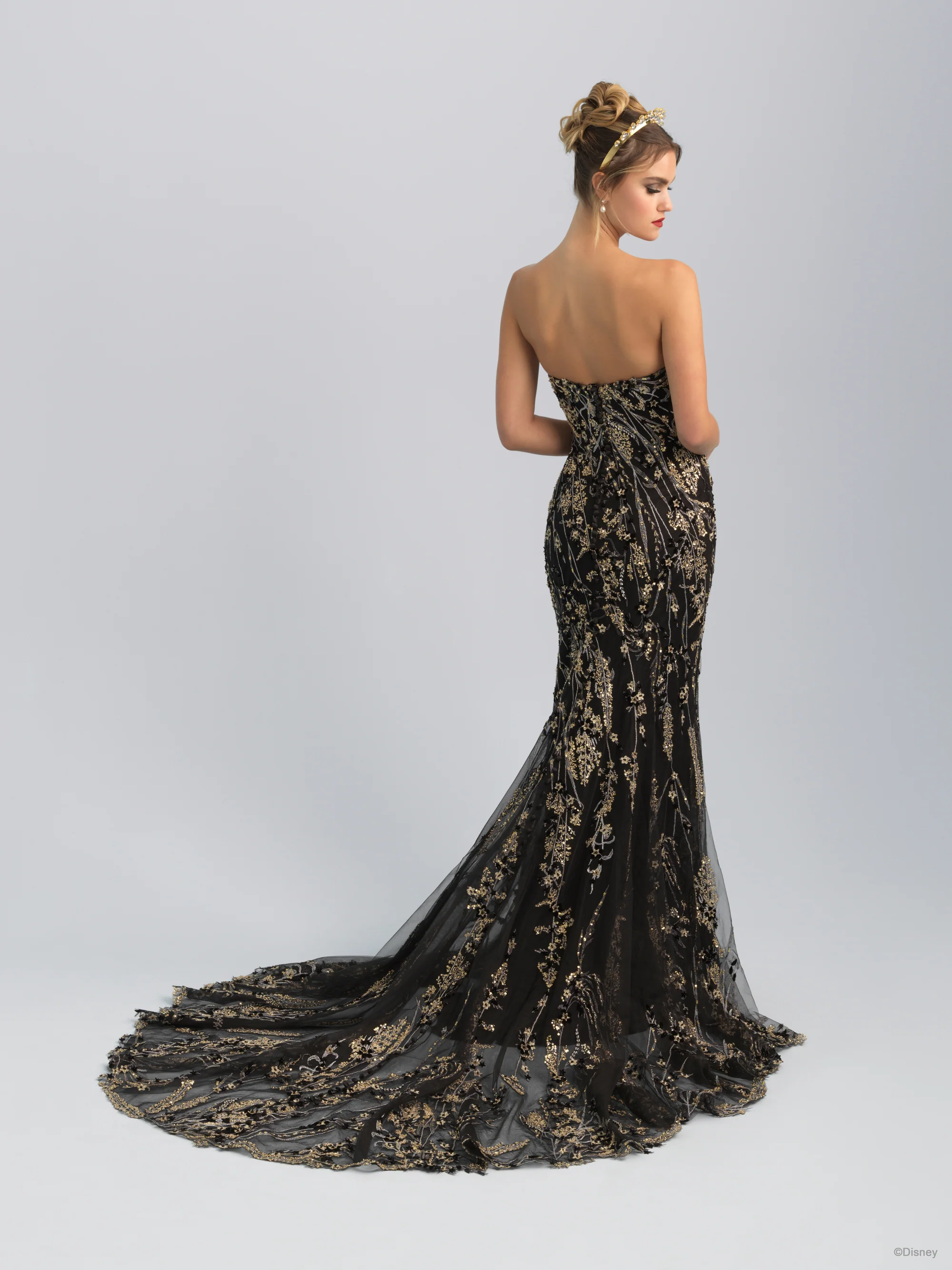 DVL17 - Evil Queen - Image 6