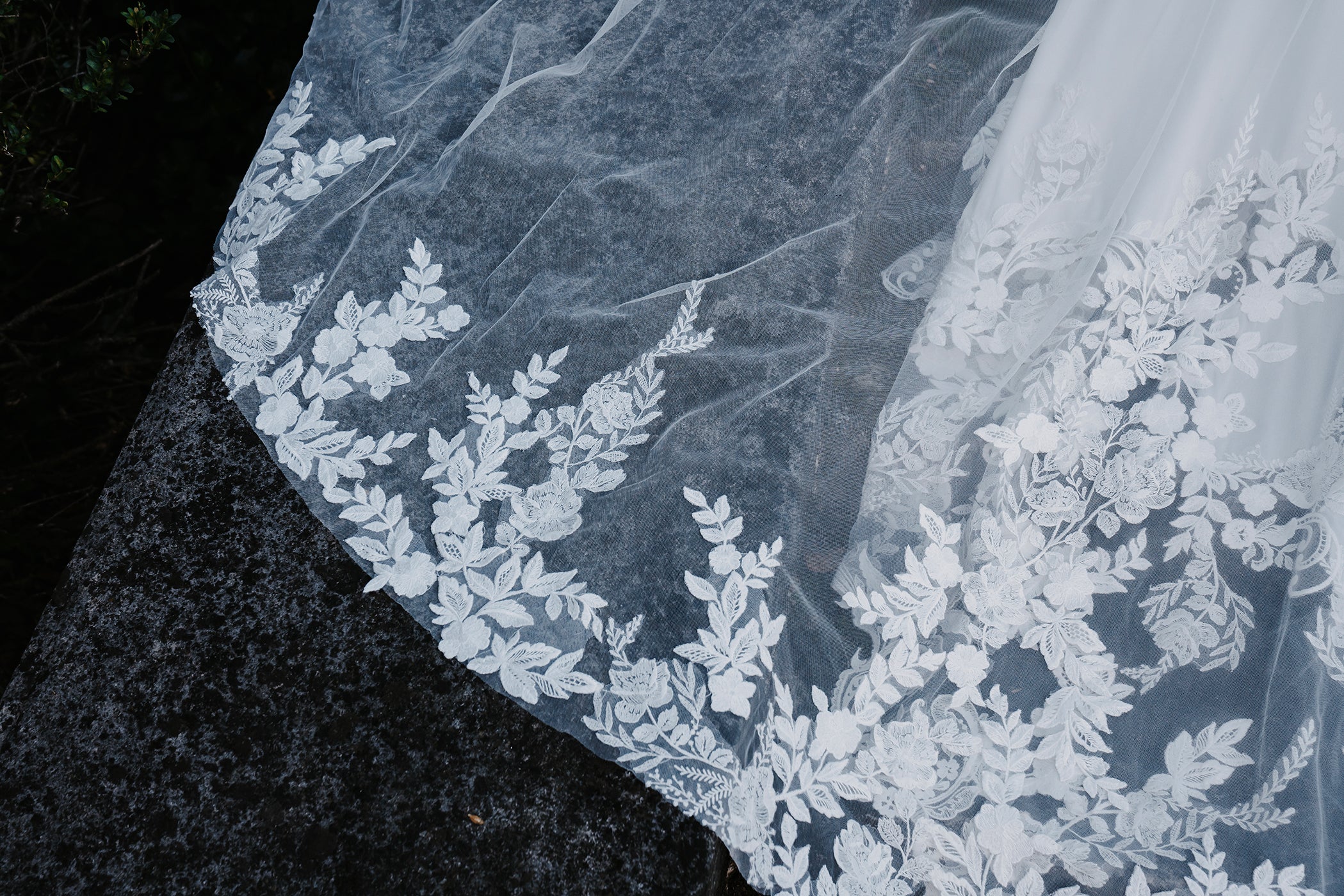 V043C - Image 2